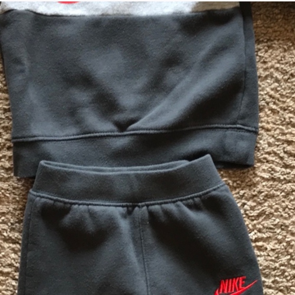 Grey Nike sweat suit